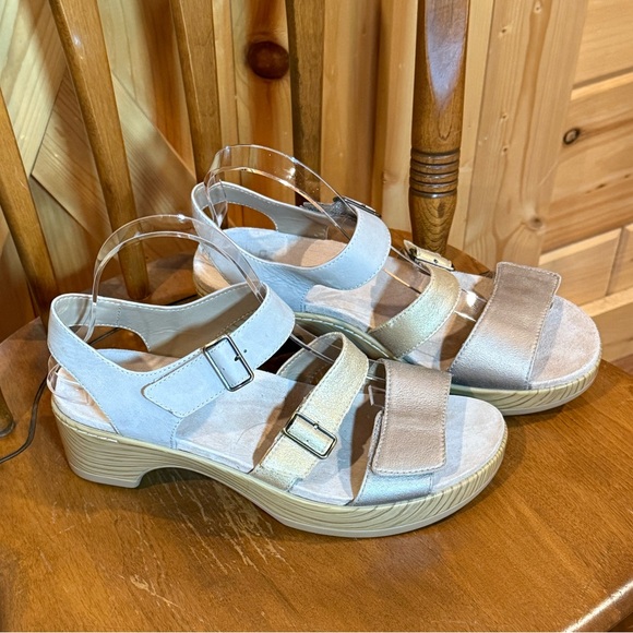 Dansko Malena Multi-Metallic Leather 3 Strap Clog Sandal Size EU 39 US 8.5-9 - Picture 12 of 13